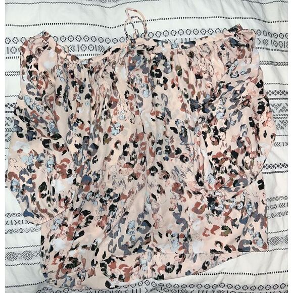 Karlie Off The Shoulder Top I’m Cheetah - Picture 2 of 3